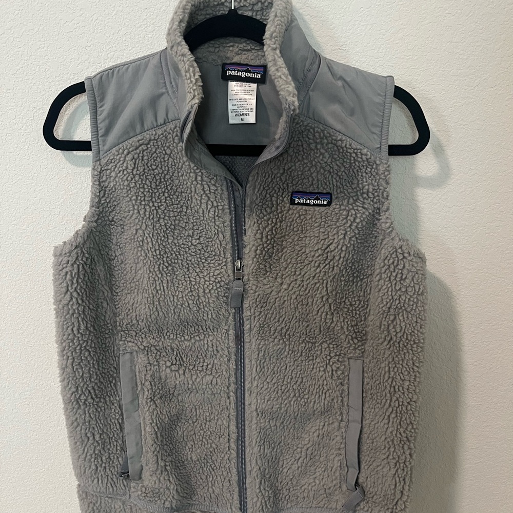 Patagonia Women’s Light Gray Fleece Vest